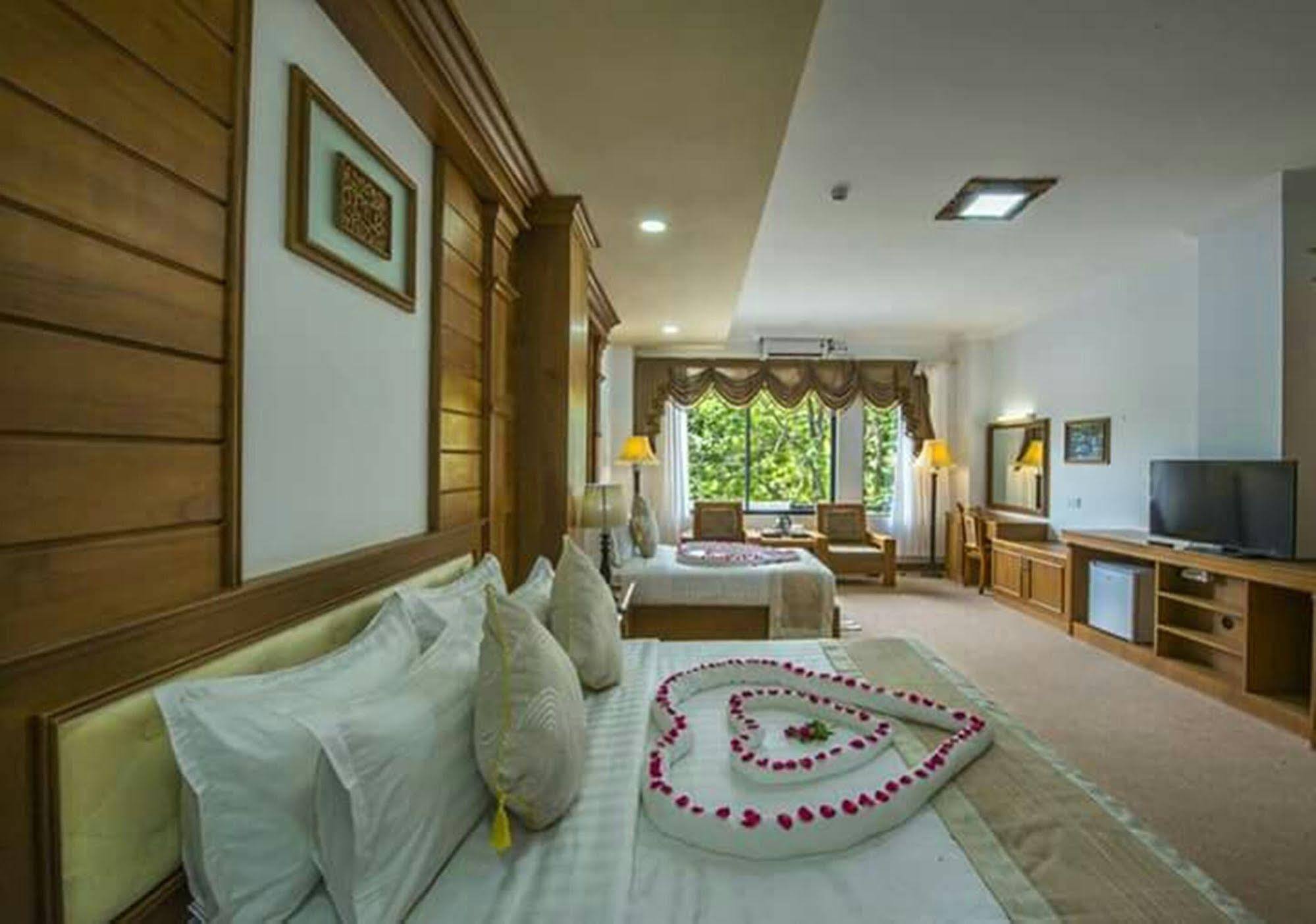 Hotel Shwe Nann Htike Pyin Oo Lwin Kültér fotó